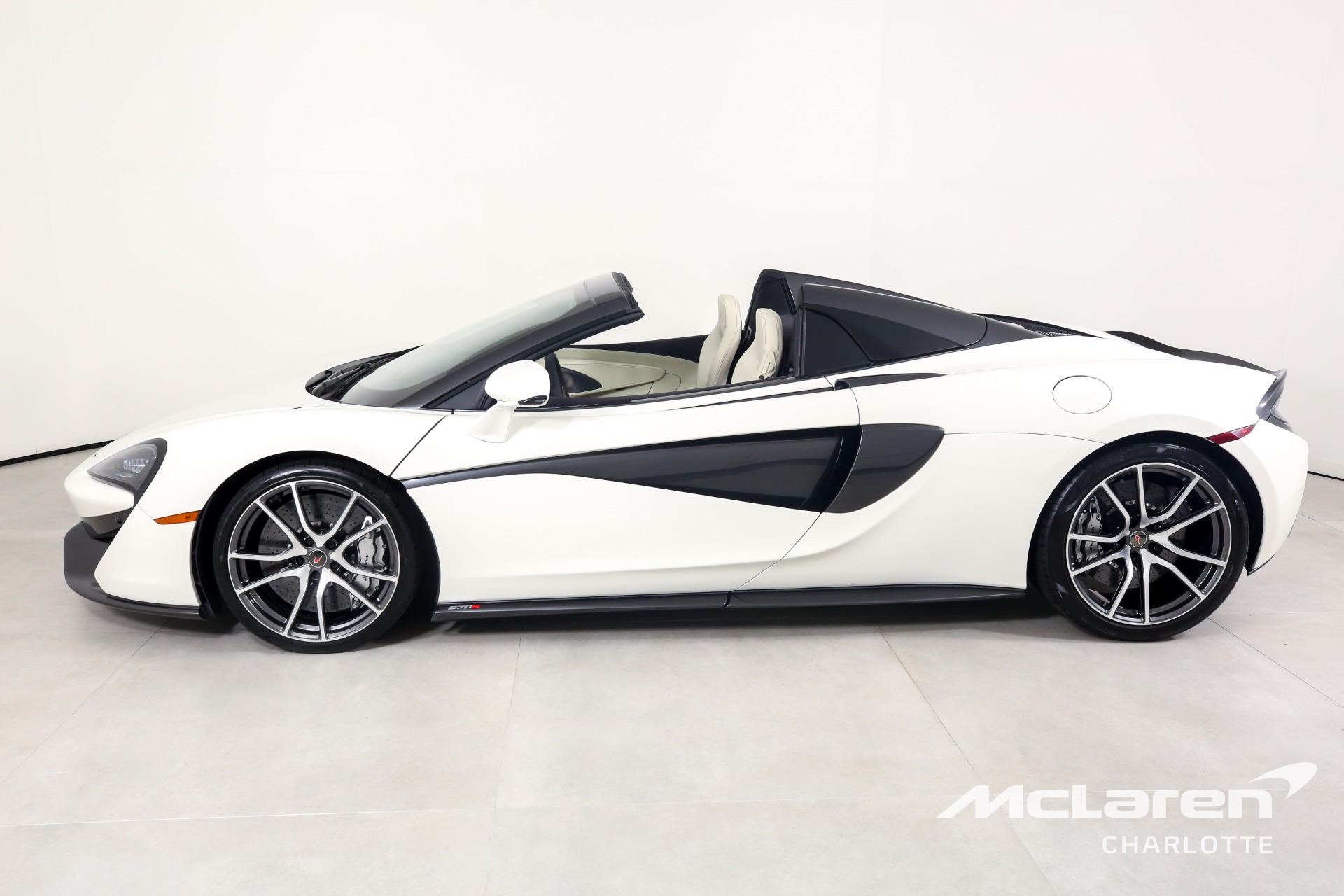 Used 2018 McLaren 570S Spider | Charlotte, NC