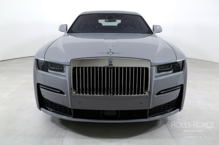 Used-2023-Rolls-Royce-Ghost