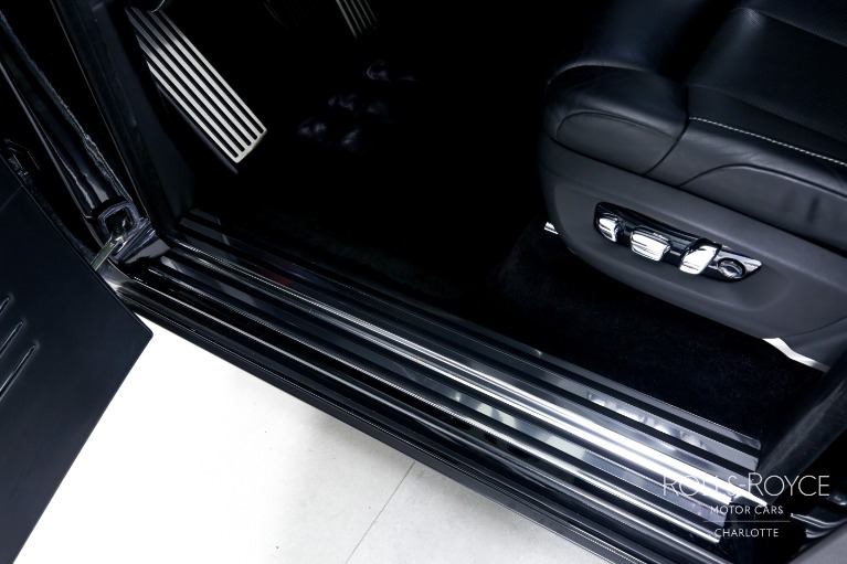 Used-2019-Rolls-Royce-Phantom