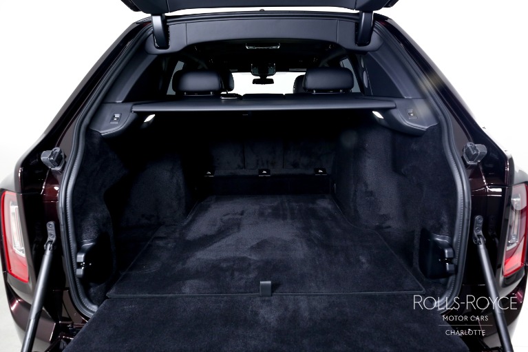 Used-2023-Rolls-Royce-Cullinan