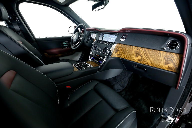 Used-2023-Rolls-Royce-Cullinan