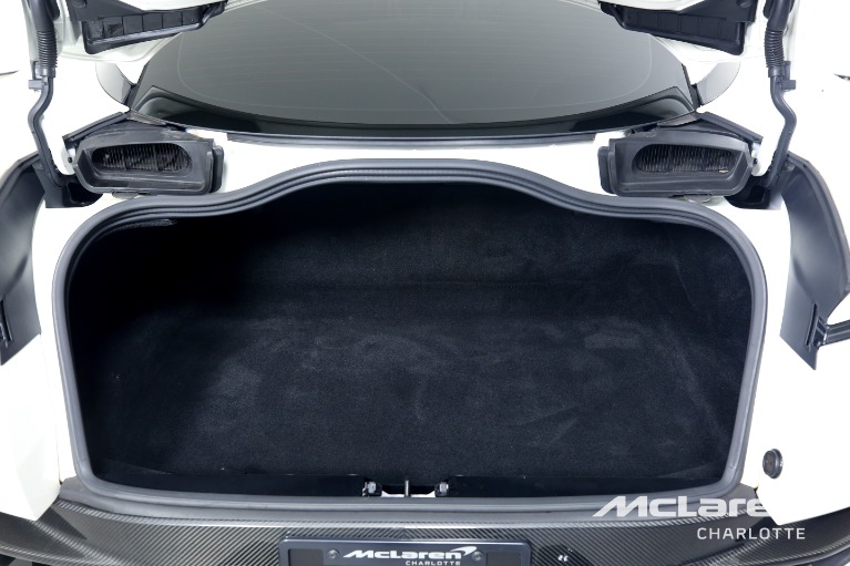 Used-2018-Aston-Martin-DB11-V12