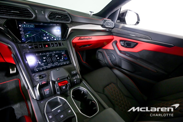 Used-2023-Lamborghini-Urus-S