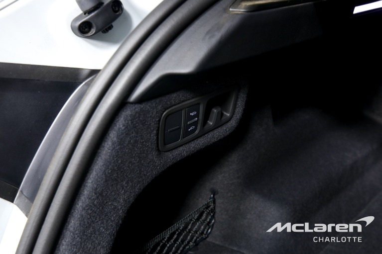 Used-2023-Lamborghini-Urus-S