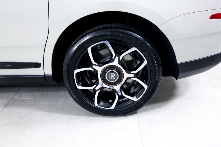 Used-2023-Rolls-Royce-Black-Badge-Cullinan
