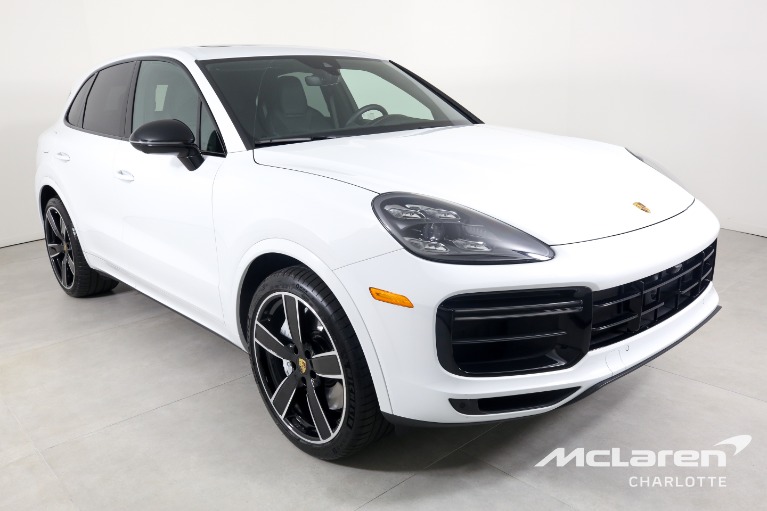 Used-2022-Porsche-Cayenne-Turbo