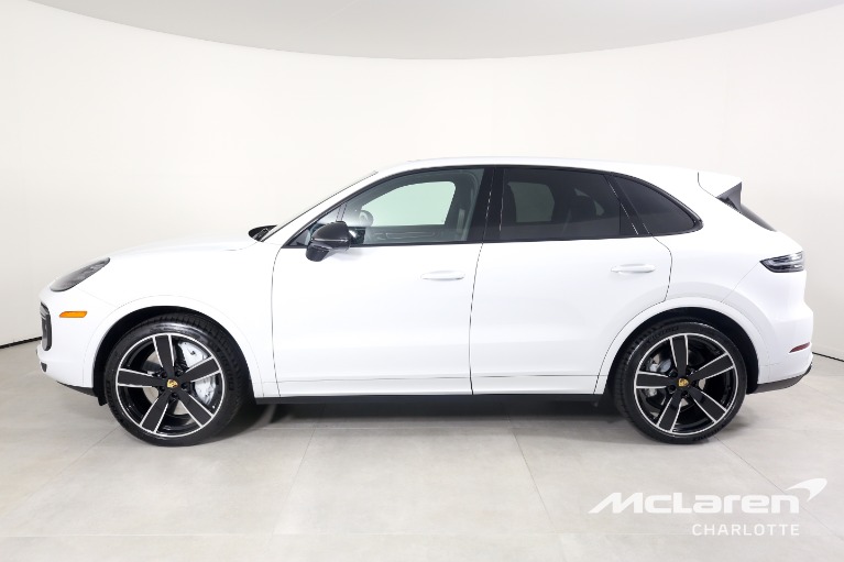 Used-2022-Porsche-Cayenne-Turbo