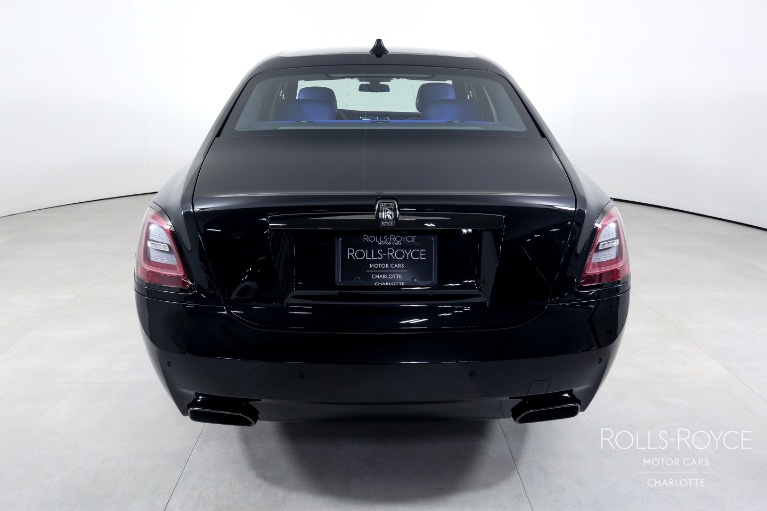 Used-2023-Rolls-Royce-Black-Badge-Ghost