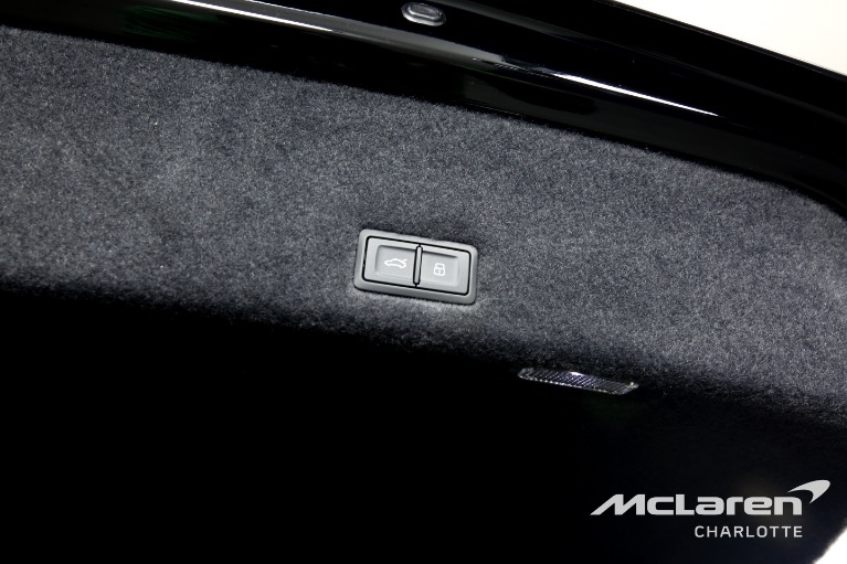 Used-2023-Lamborghini-Urus-S
