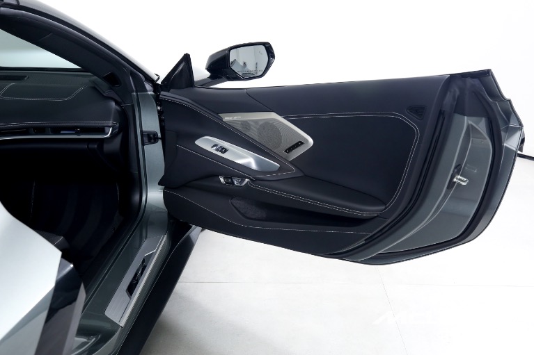 Used-2022-Chevrolet-Corvette-Stingray