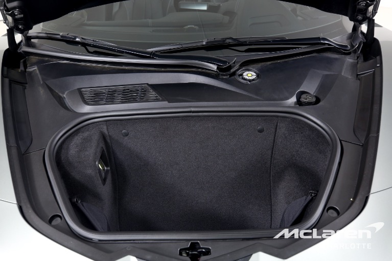 Used-2022-Chevrolet-Corvette-Stingray