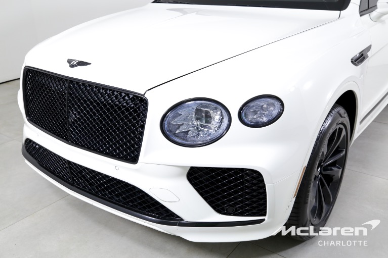 Used-2021-Bentley-Bentayga-V8