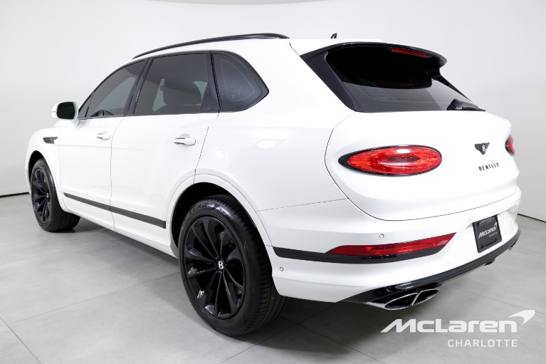 Used-2021-Bentley-Bentayga-V8