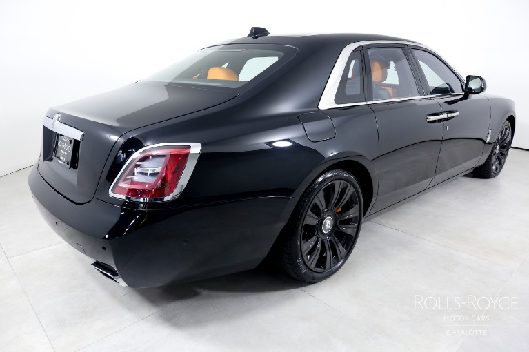 Used-2023-Rolls-Royce-Ghost