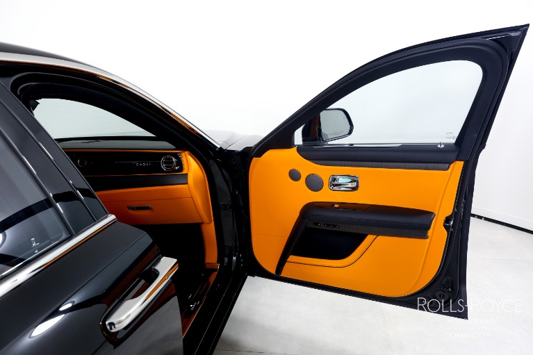 Used-2023-Rolls-Royce-Ghost
