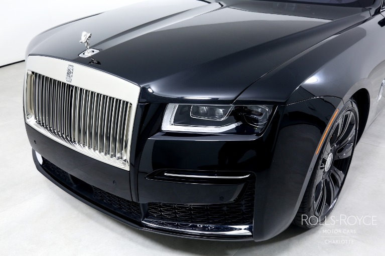 Used-2023-Rolls-Royce-Ghost