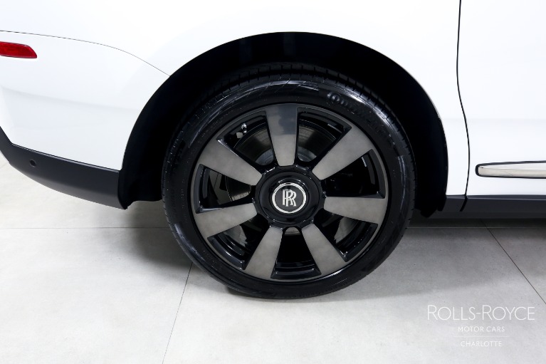 New-2023-Rolls-Royce-Cullinan