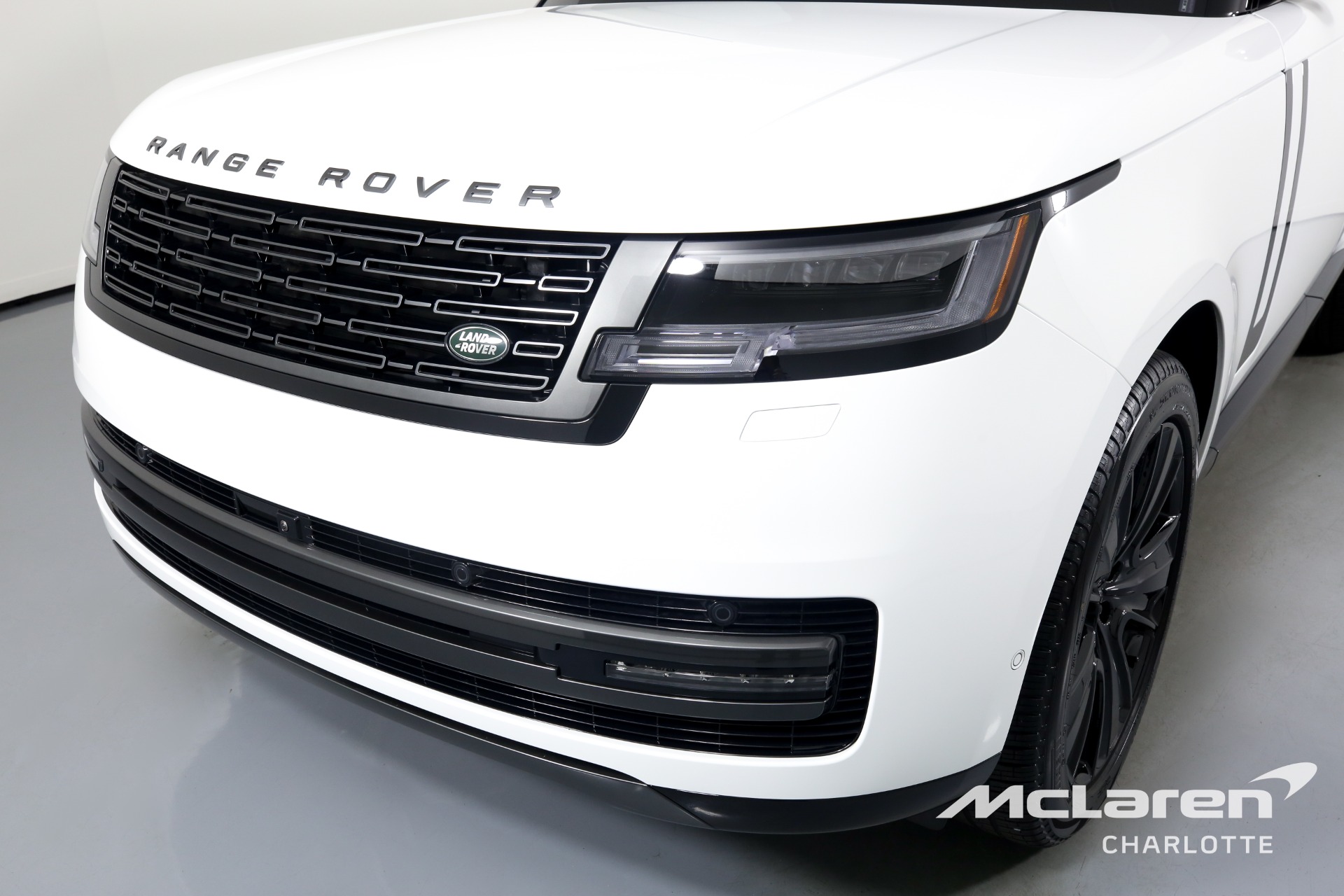 Used 2023 Land Rover Range Rover P530 SE | Charlotte, NC