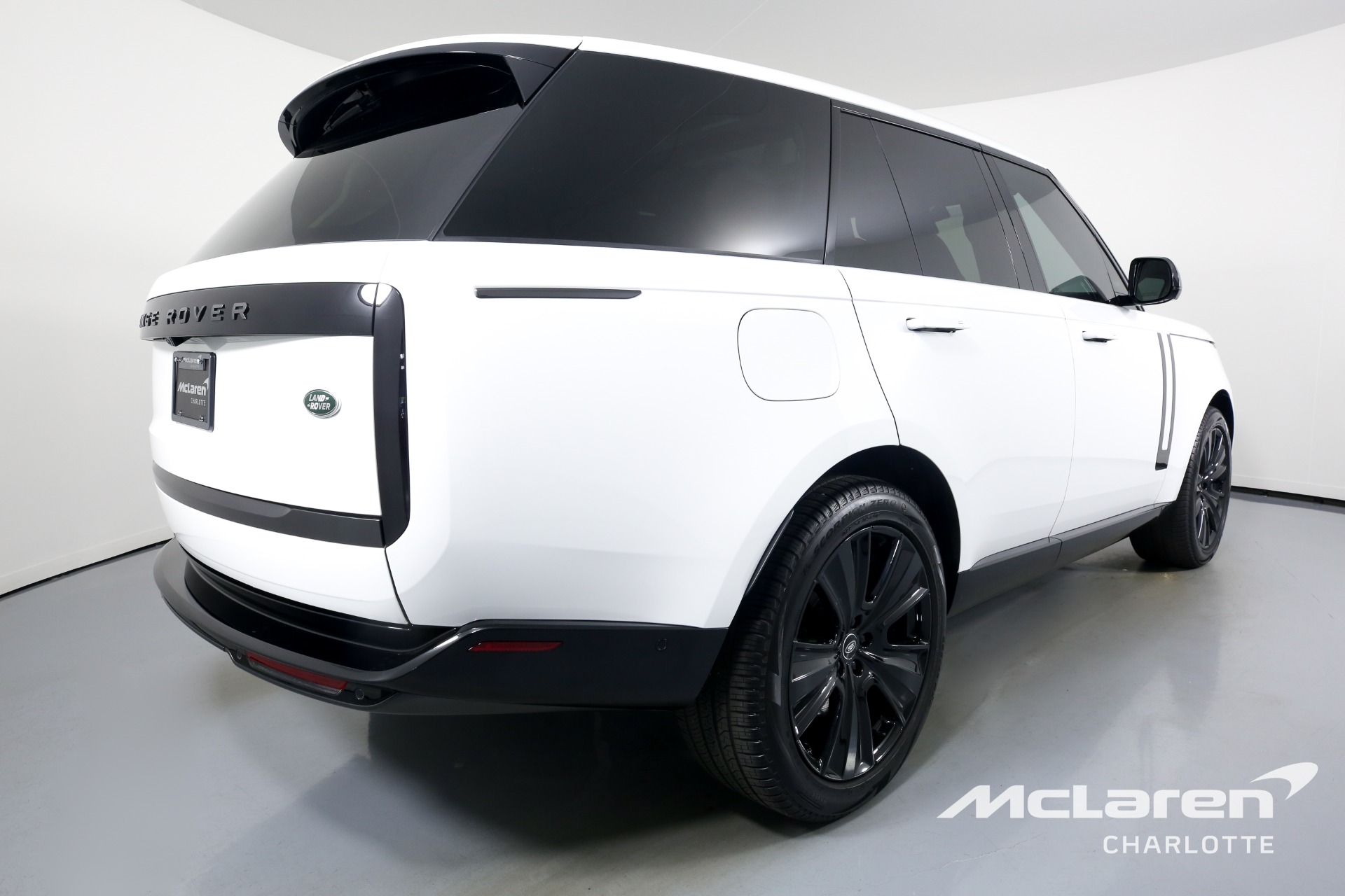 Used 2023 Land Rover Range Rover P530 SE | Charlotte, NC