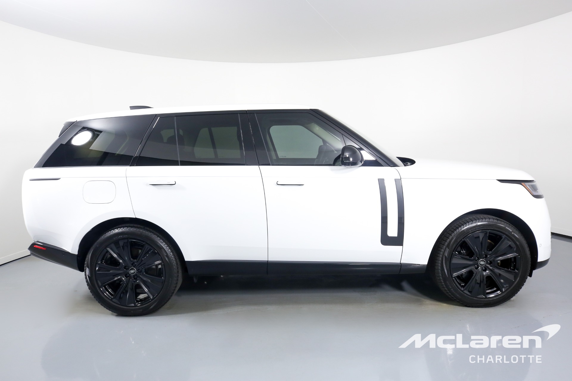 Used 2023 Land Rover Range Rover P530 SE | Charlotte, NC