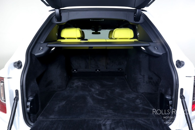 Used-2022-Rolls-Royce-Black-Badge-Cullinan