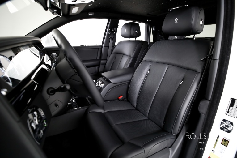 Used-2023-Rolls-Royce-Phantom