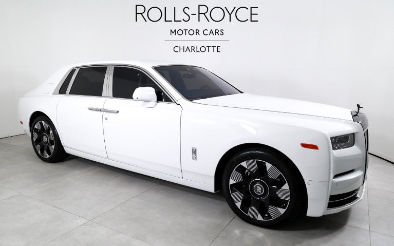 Used-2023-Rolls-Royce-Phantom