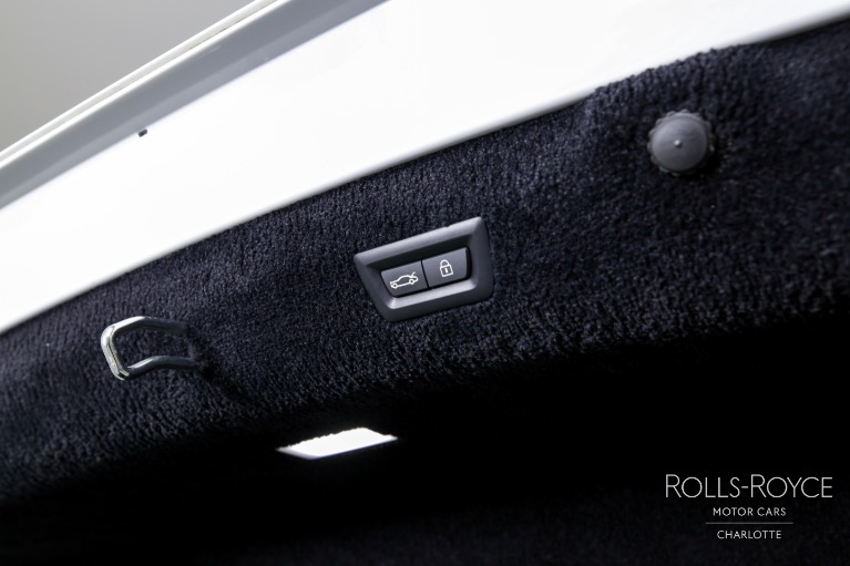New-2023-Rolls-Royce-Phantom
