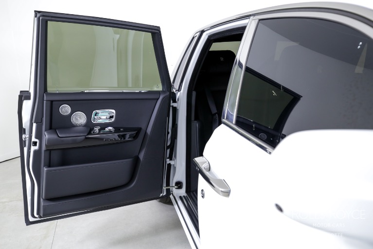 New-2023-Rolls-Royce-Phantom