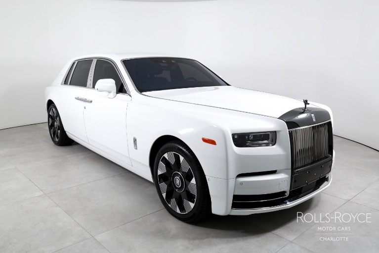 Used-2023-Rolls-Royce-Phantom