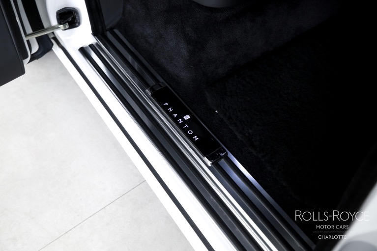 Used-2023-Rolls-Royce-Phantom