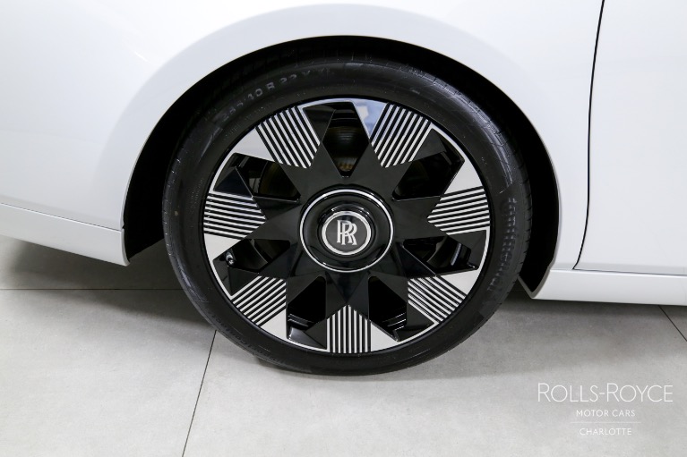 New-2023-Rolls-Royce-Phantom