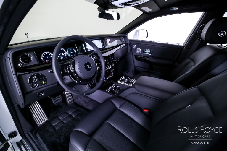 New-2023-Rolls-Royce-Phantom