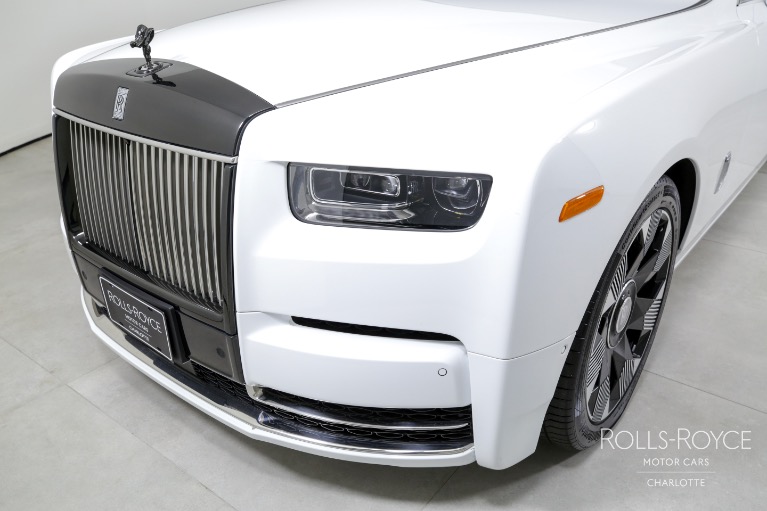 New-2023-Rolls-Royce-Phantom
