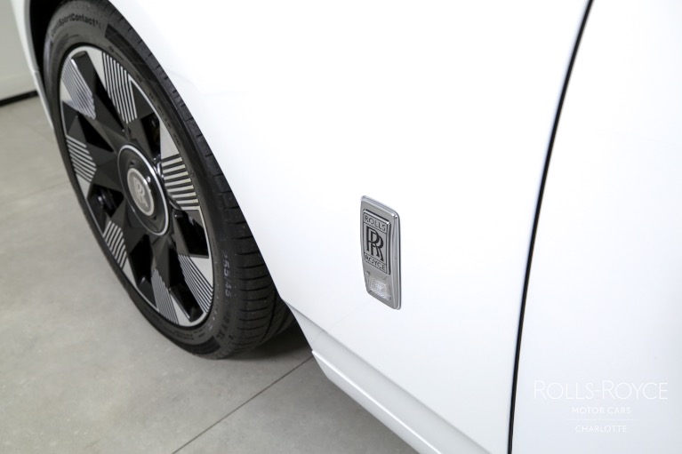 New-2023-Rolls-Royce-Phantom
