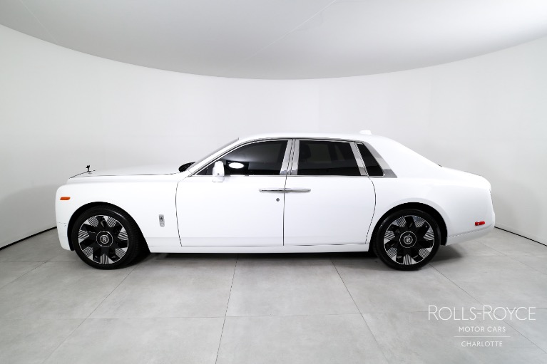 Used-2023-Rolls-Royce-Phantom