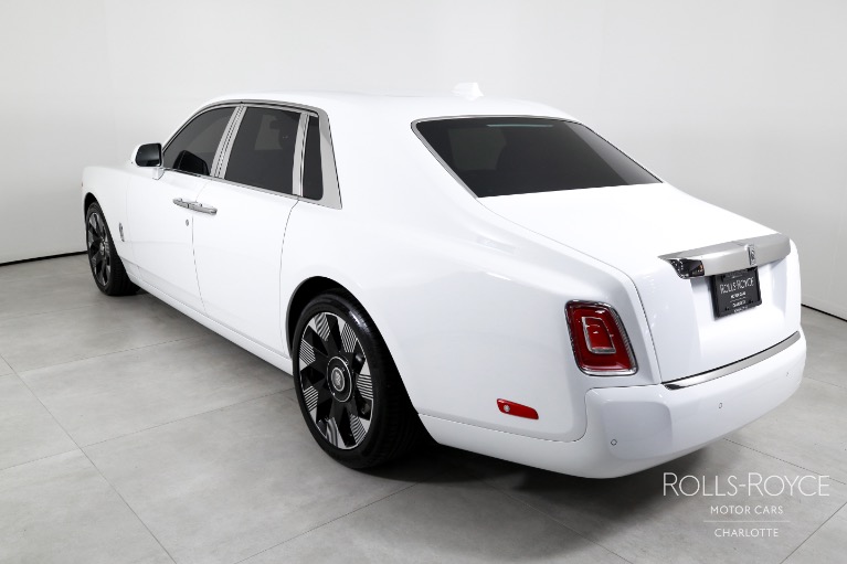 Used-2023-Rolls-Royce-Phantom