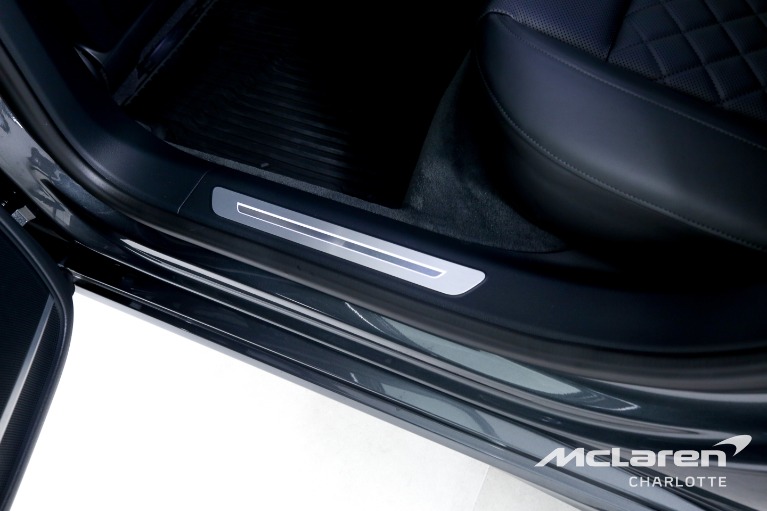 Used-2020-Audi-S8-40T-quattro