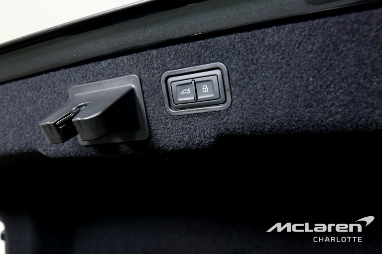 Used-2020-Audi-S8-40T-quattro