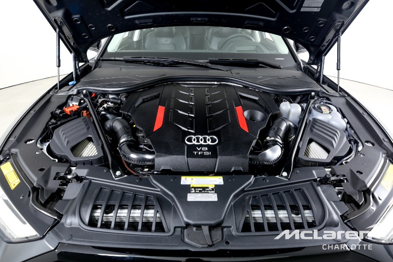 Used-2020-Audi-S8-40T-quattro