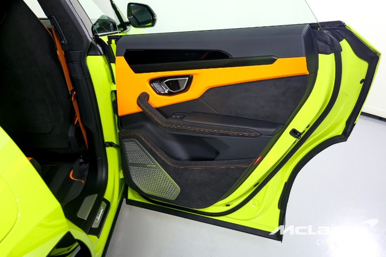 Used-2023-Lamborghini-Urus-S