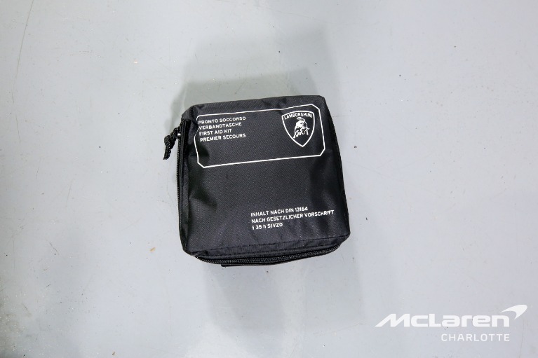 Used-2023-Lamborghini-Urus-S