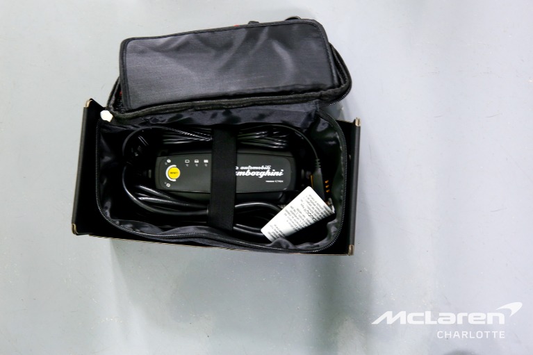 Used-2023-Lamborghini-Urus-S