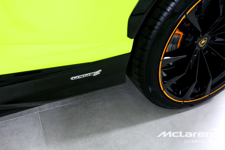 Used-2023-Lamborghini-Urus-S
