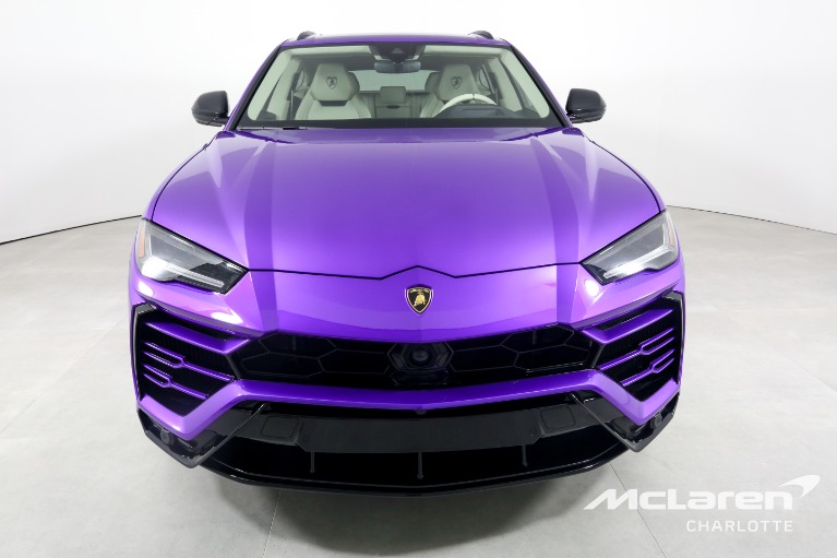 Used-2021-Lamborghini-Urus