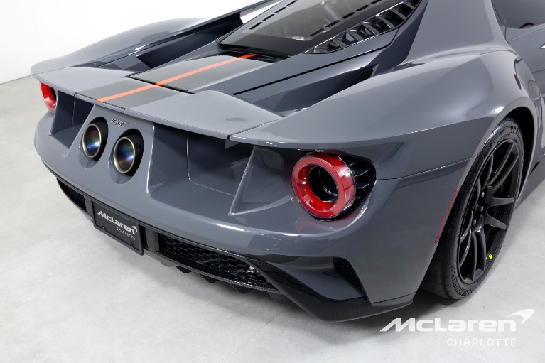 Used-2019-Ford-GT-CARBON-SERIES