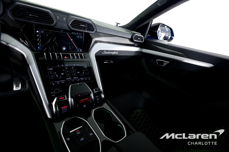 Used-2022-Lamborghini-Urus