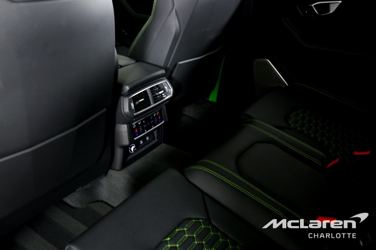 Used-2022-Lamborghini-Urus