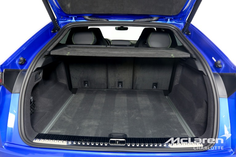 Used-2022-Lamborghini-Urus