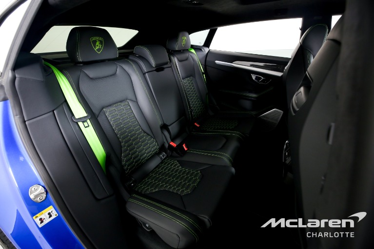 Used-2022-Lamborghini-Urus